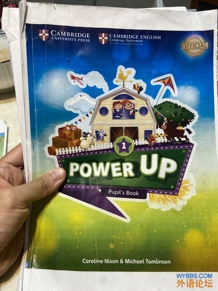 一年级下小学生 2.5个月 看外教录播课 学完剑桥英语 原版教材《PowerUp》第1册—PU教材封面照片 ...